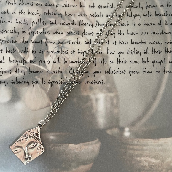 ARTISAN CRAFTED "Namaste" Buddha Necklace is New without Tags. - Picture 5 of 7